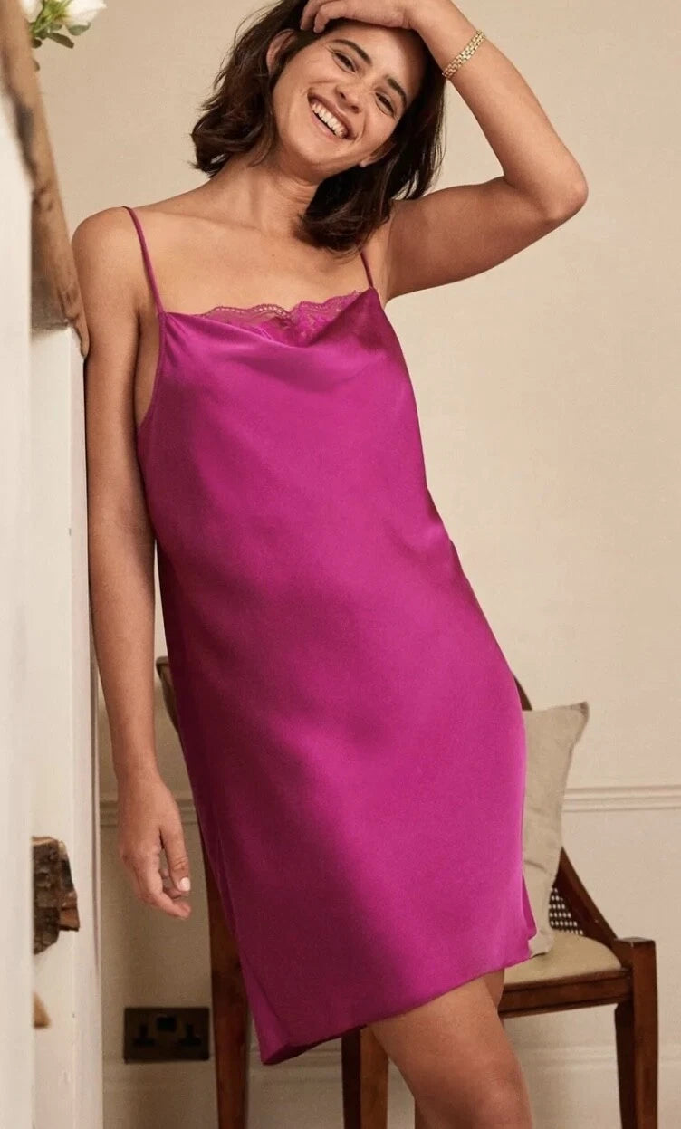 Ladies Pink fuchsia Chemise Satin feel Strappy Lace Chemise  Size 6,8,10,12,14  Length 32"