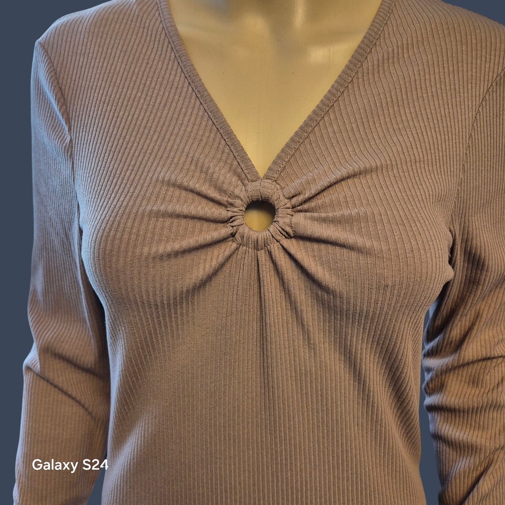 Ladies Bodysuit, long sleeves size 14 Fine Rib Snap Fastening